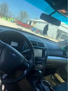 2016 ford explorer suv xlt  v6 2`3 l  all wheel drive good shape - Photo 3