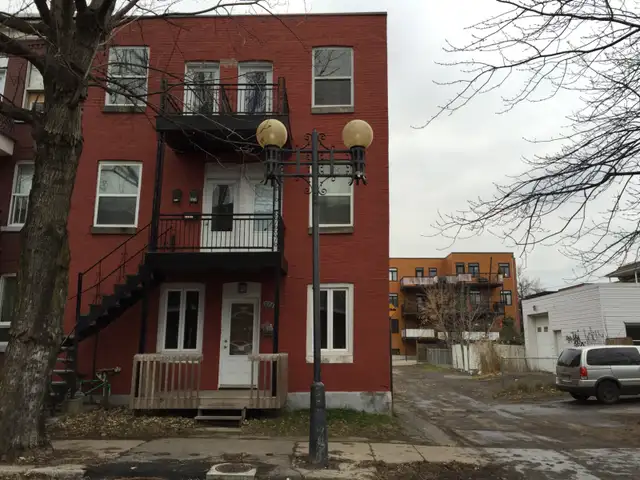 4plex à vendre — Hochelaga-Maisonneuve — revenus 77 616 $/an