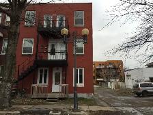4plex à vendre — Hochelaga-Maisonneuve — revenus 77 616 $/an
