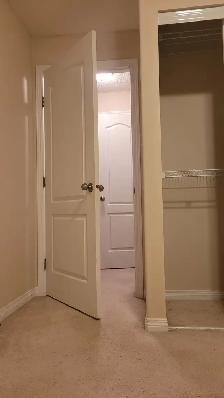 2 beds 2 baths available for rent at South Terwillegar Dr NW Edm - Photo 10