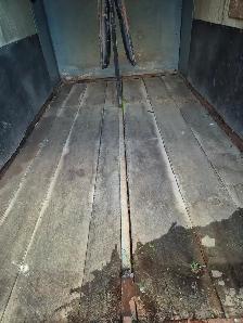 Horse trailer - Photo 5