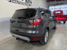 2017 Ford Escape Titanuim / Awd / Low Local Km / 1 Owner - Photo 3