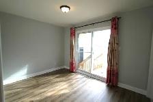 Spacious 3-Bedroom   Den Bungalow Main Floor | East Mountain - Photo 8