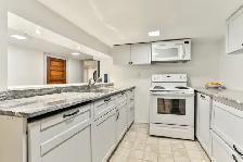 Triple Mint High Park Basement for Rent $1850 - Photo 6