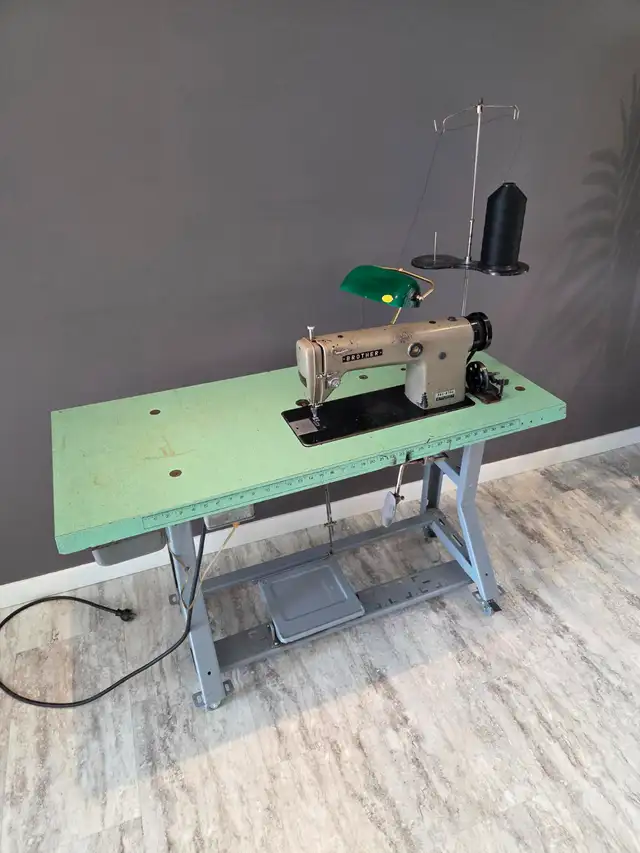 Industrial Sewing Machine