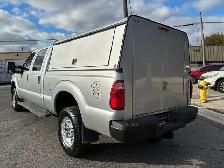 2015 Ford Super Duty F-250 SRW XLT 4X4 CREW CAB-SHORT BOX-CAP-IN - Photo 4