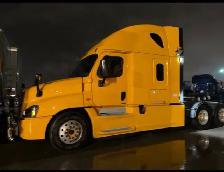 Class 1 Driver Montreal - Photo 3