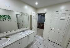 4 Bedroom House For Lease Gramdview St (N) & Betrice st E - Photo 3