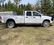 2004 Dodge 3500, diesel quad cab, 4x4, 66,000 km, loaded,