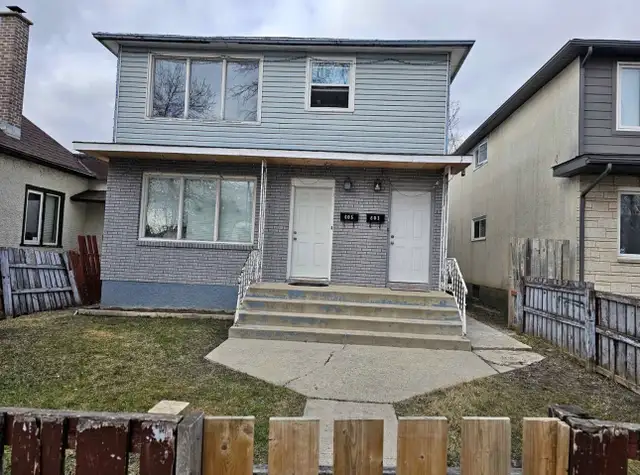 2 bedroom Unit main floor of Duplex