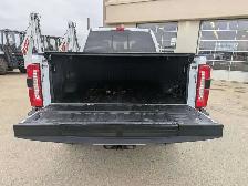 2024 Ford F-350 Lariat 6.7L Diesel/Touch Nav/Pano Sunroof/Camera - Photo 10