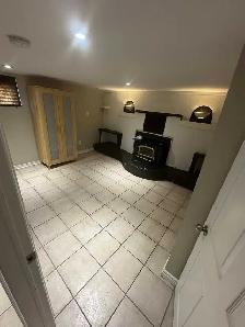 2 bedroom lower level apartment - Photo 4