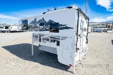 2027 Lance 825 - Photo 3