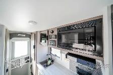2027 Lance 825 - Photo 21