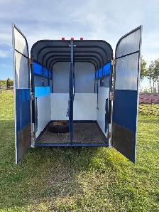 Horse Trailer - Photo 3
