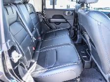 2023 Jeep Wrangler Unlimited Sahara 4XE - Photo 16