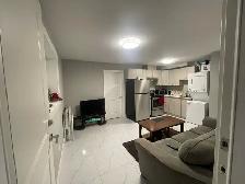 $1,300 / 1br - 550ft2 - 1 BED   1 BATH 550 SQ. FT. - Surrey - Photo 2