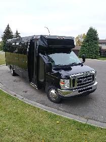 Looking for a stylish, comfortable, and affordable limousine ser - Photo 7