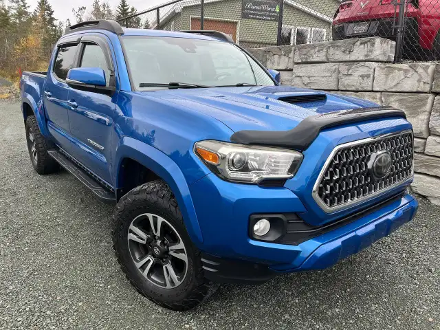 2018 Toyota Tacoma TRD Sport