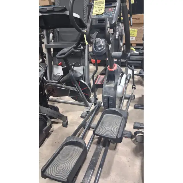 Schwinn 470 Elliptical