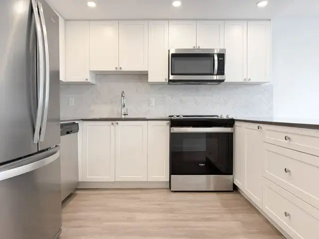 Studio Apartment for Rent - 1255 Pendrell Street