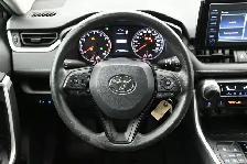 2021 Toyota RAV4 LE AWD, HEATED SEATS, BACKUP CAMERA & MORE! - Photo 22