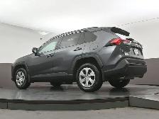 2021 Toyota RAV4 LE AWD, HEATED SEATS, BACKUP CAMERA & MORE! - Photo 42