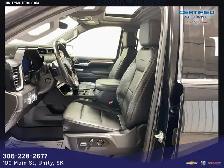 2025 GMC Sierra 1500 Denali 3.0L - Photo 8