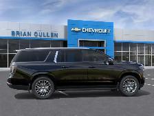 2027 Chevrolet Suburban LT 4WD 4dr LT - Photo 5