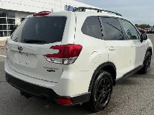 2023 Subaru Forester OFF LEASE - LOW KMS - PERFECT CONDITION - Photo 6