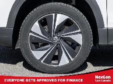 2024 Volkswagen Taos Comfortline 4MOTION / BACKUP CAMERA - Photo 4