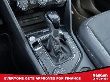 2024 Volkswagen Taos Comfortline 4MOTION / BACKUP CAMERA - Photo 12