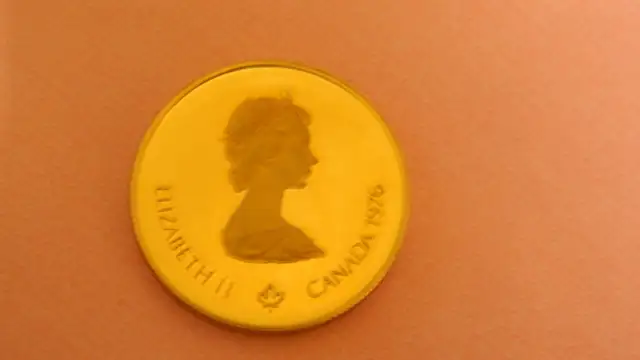 Canada $100 dollars 1976  Gold coin  22 K (MINT)