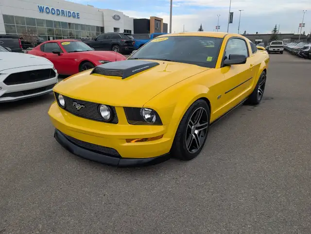 2006 Ford Mustang GT 2dr Cpe GT