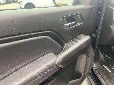 2024 Chevrolet Colorado 4WD LT, CLEAN CARFAX, HEATED CLOTH, REMO - Photo 15
