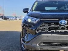 2022 Toyota RAV4 Hybrid XLE - Photo 11