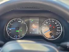 2022 Toyota RAV4 Hybrid XLE - Photo 27