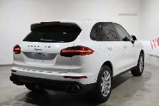 2017 Porsche Cayenne AWD | PANORAMIC ROOF | SPORT CHRONO | HEATE - Photo 6