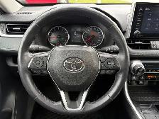 2019 Toyota RAV4 XLE AWD XLE - Photo 14