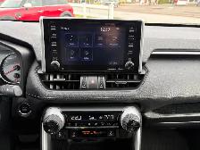 2019 Toyota RAV4 XLE AWD XLE - Photo 16