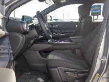 2027 Chevrolet Equinox AWD LT - Photo 16