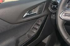 2027 Chevrolet Equinox AWD LT - Photo 18