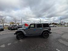 2021 Jeep Wrangler UNLIMITED SAHARA 4Xe LEATHER NAV CARPLAY CAME - Photo 4
