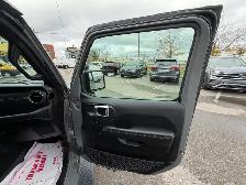 2021 Jeep Wrangler UNLIMITED SAHARA 4Xe LEATHER NAV CARPLAY CAME - Photo 18