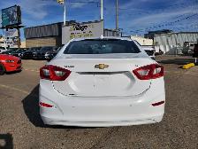 2017 Chevrolet Cruze LT - Photo 5