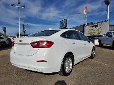 2017 Chevrolet Cruze LT - Photo 6