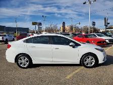 2017 Chevrolet Cruze LT - Photo 7