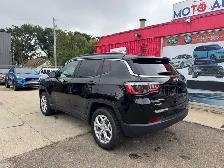 2024 Jeep Compass North - Photo 19