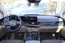 2025 Kia Carnival LX FWD - Photo 11