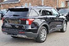 2026 Ford Explorer Active w/200A Pkg - Photo 6